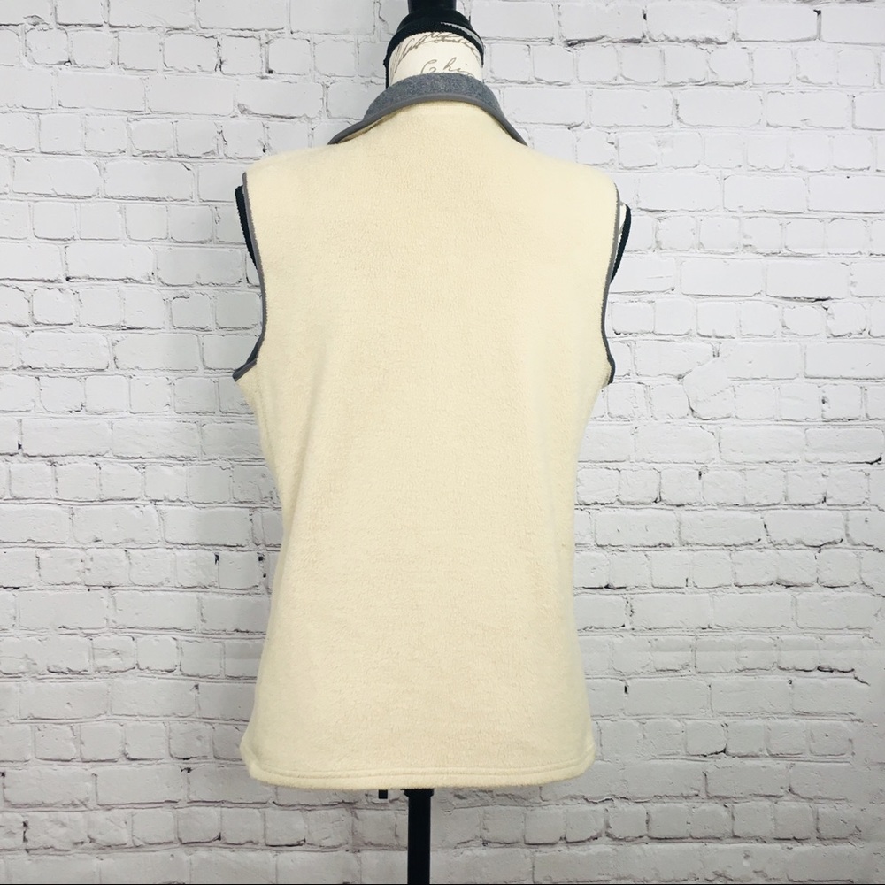Women’s Old Navy Tan Gray Grey Fleece Vest Medium - Picture 3 of 5